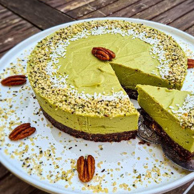 Avocado-Rohkosttorte